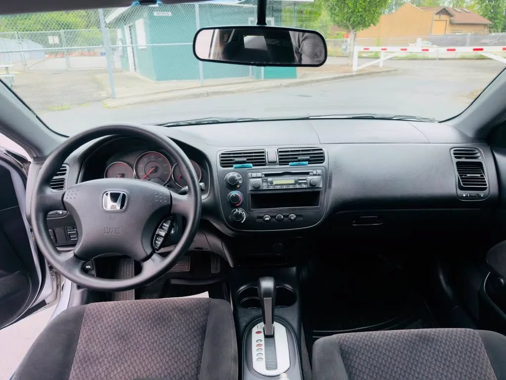 Used 2004 Honda Civic HX image 13