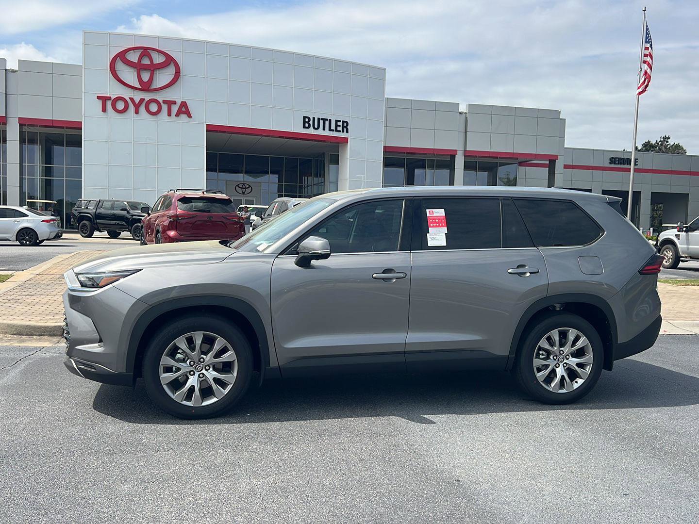 New 2026 Toyota Grand Highlander Limited image 3