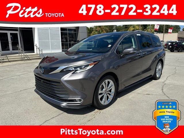 Used 2023 Toyota Sienna Platinum