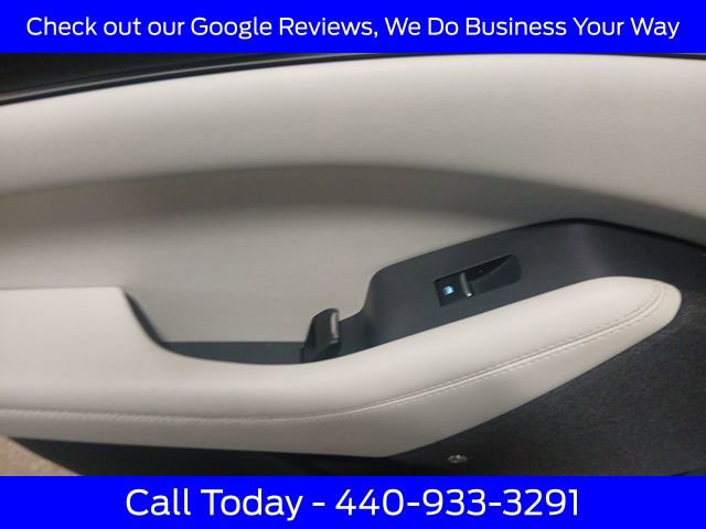 Certified 2022 Ford Mustang Mach-E Premium w/ Ice White Appearance Package image 32