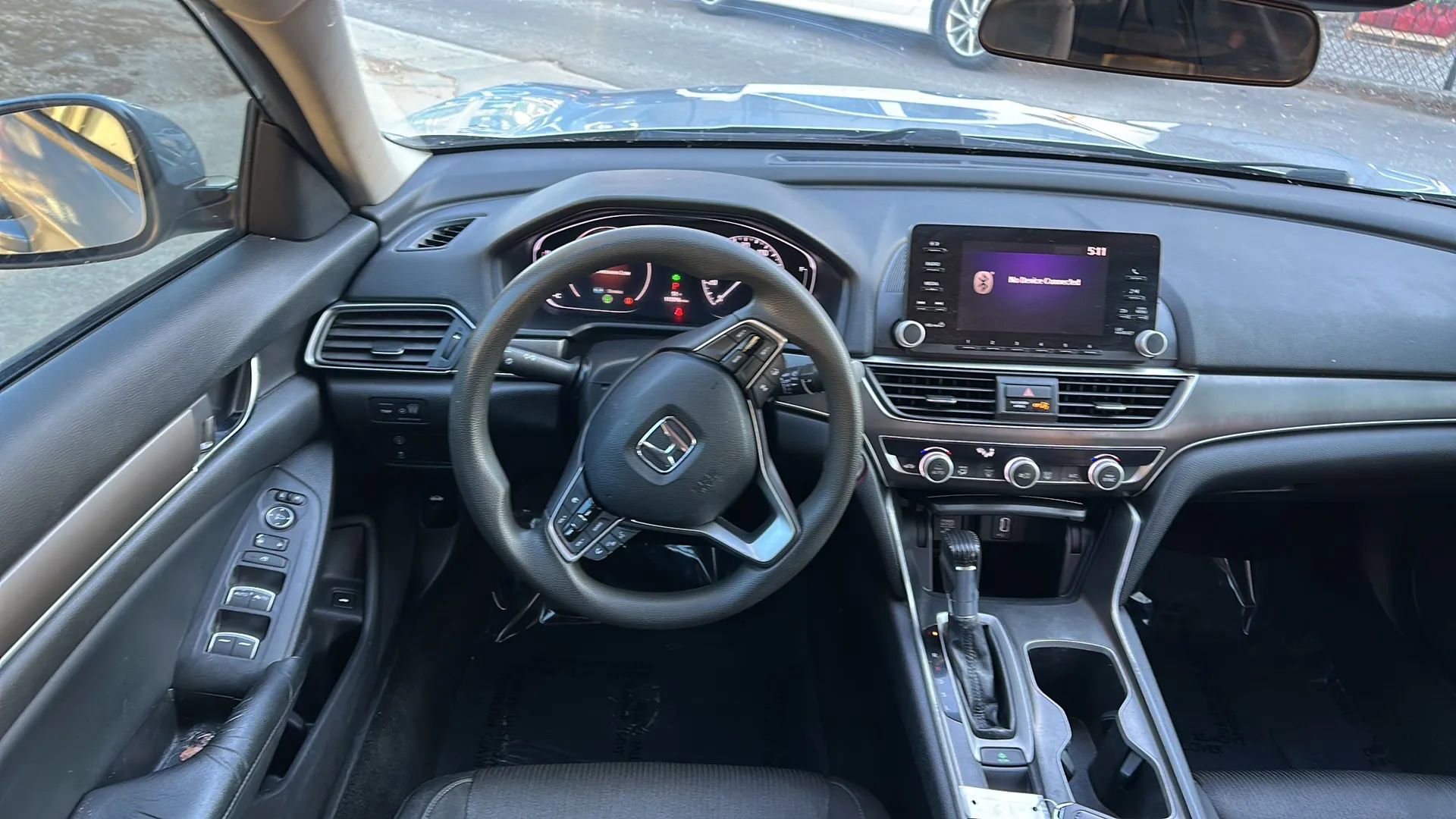 Used 2018 Honda Accord LX image 24