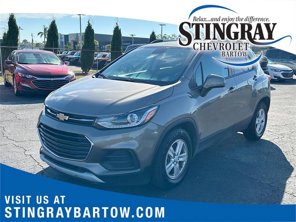 Certified 2022 Chevrolet Trax LT w/ LT Convenience Package image 1