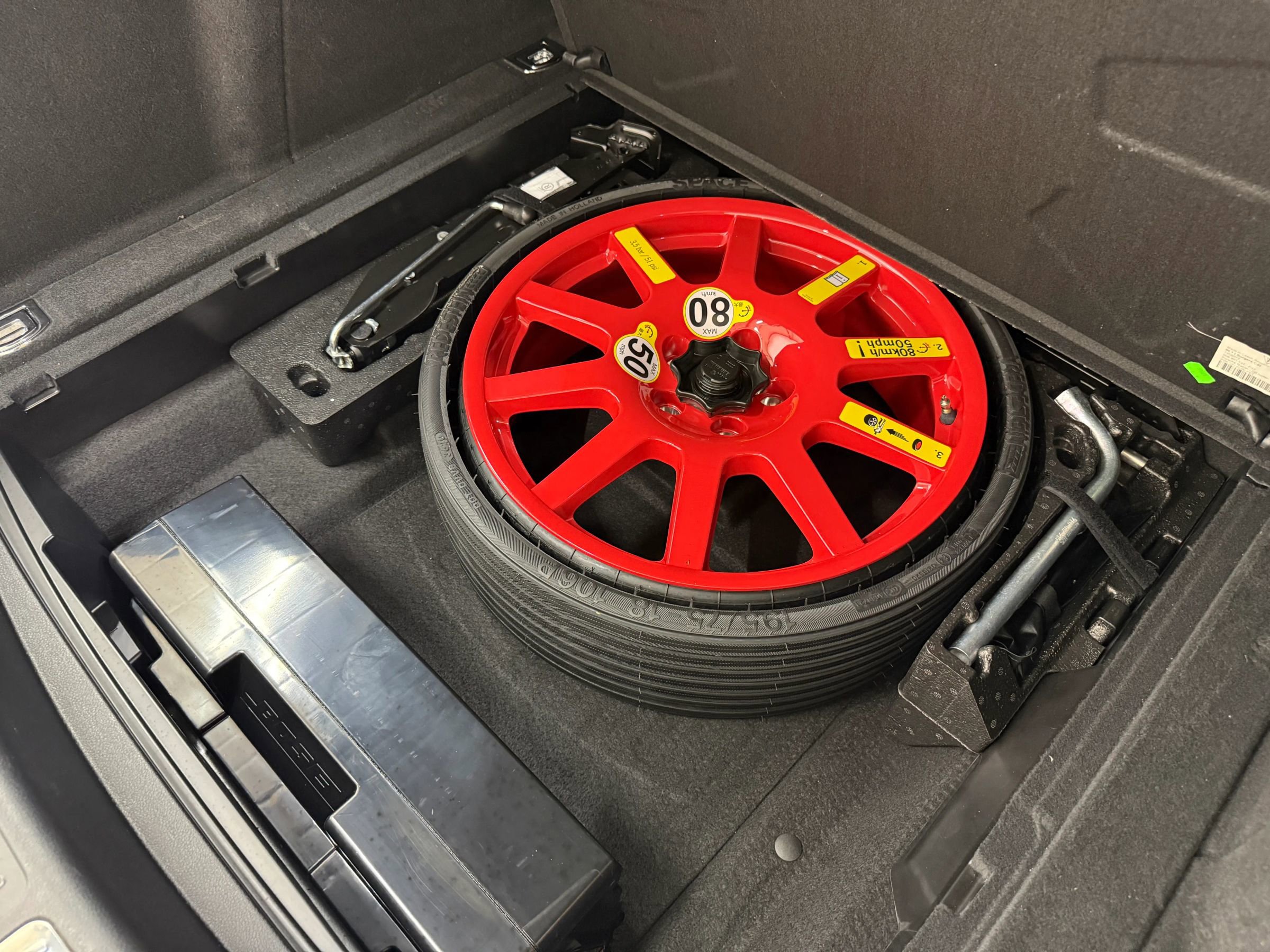 Used 2020 Porsche Macan S image 42