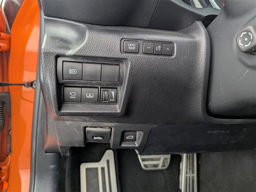 Used 2023 Lexus IS 500 image 30