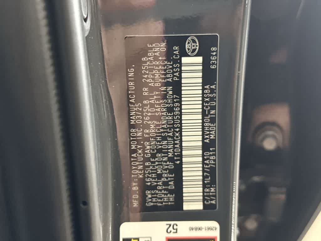 Used 2025 Toyota Camry SE FWD image 28