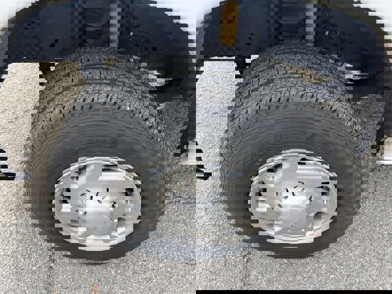 Used 2013 Ford E-150 and Econoline 150 E-150 image 24