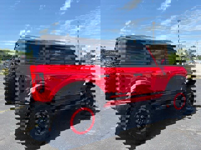 Certified 2022 Ford Bronco Wildtrak image 3