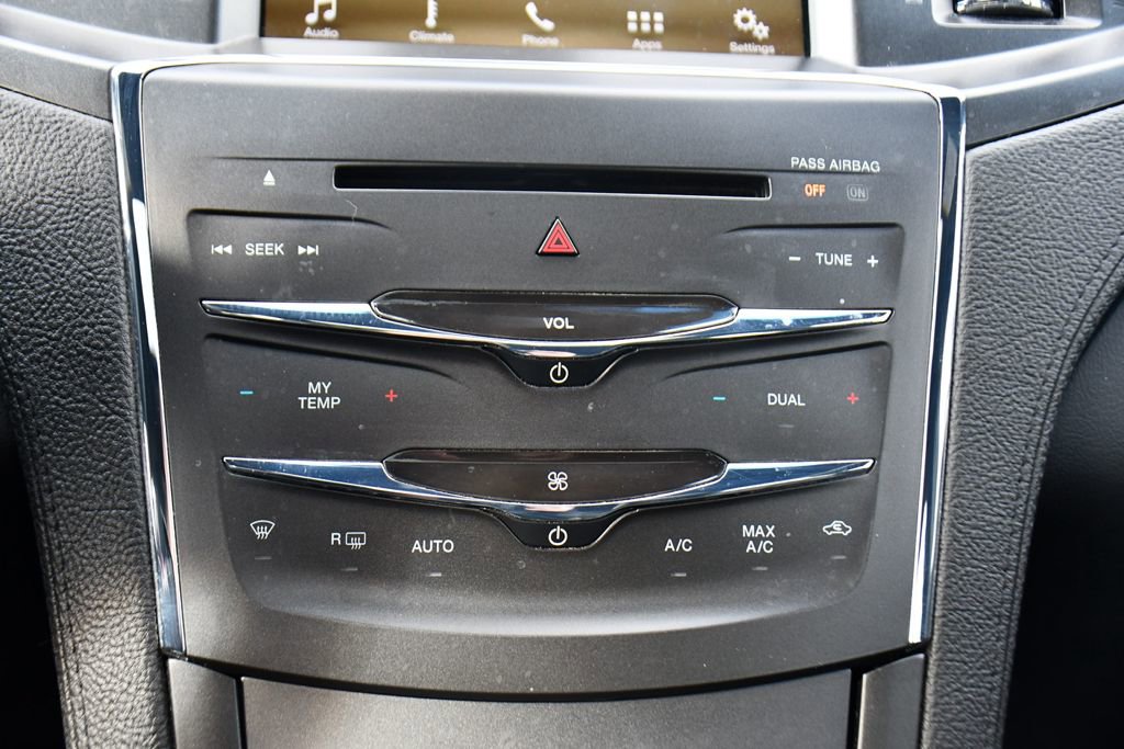 Used 2016 Lincoln MKS AWD image 27