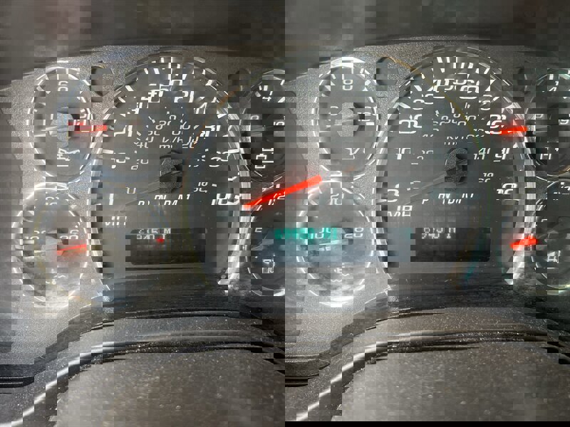 Used 2021 Chevrolet Express 2500 Extended w/ Driver Convenience Package image 6