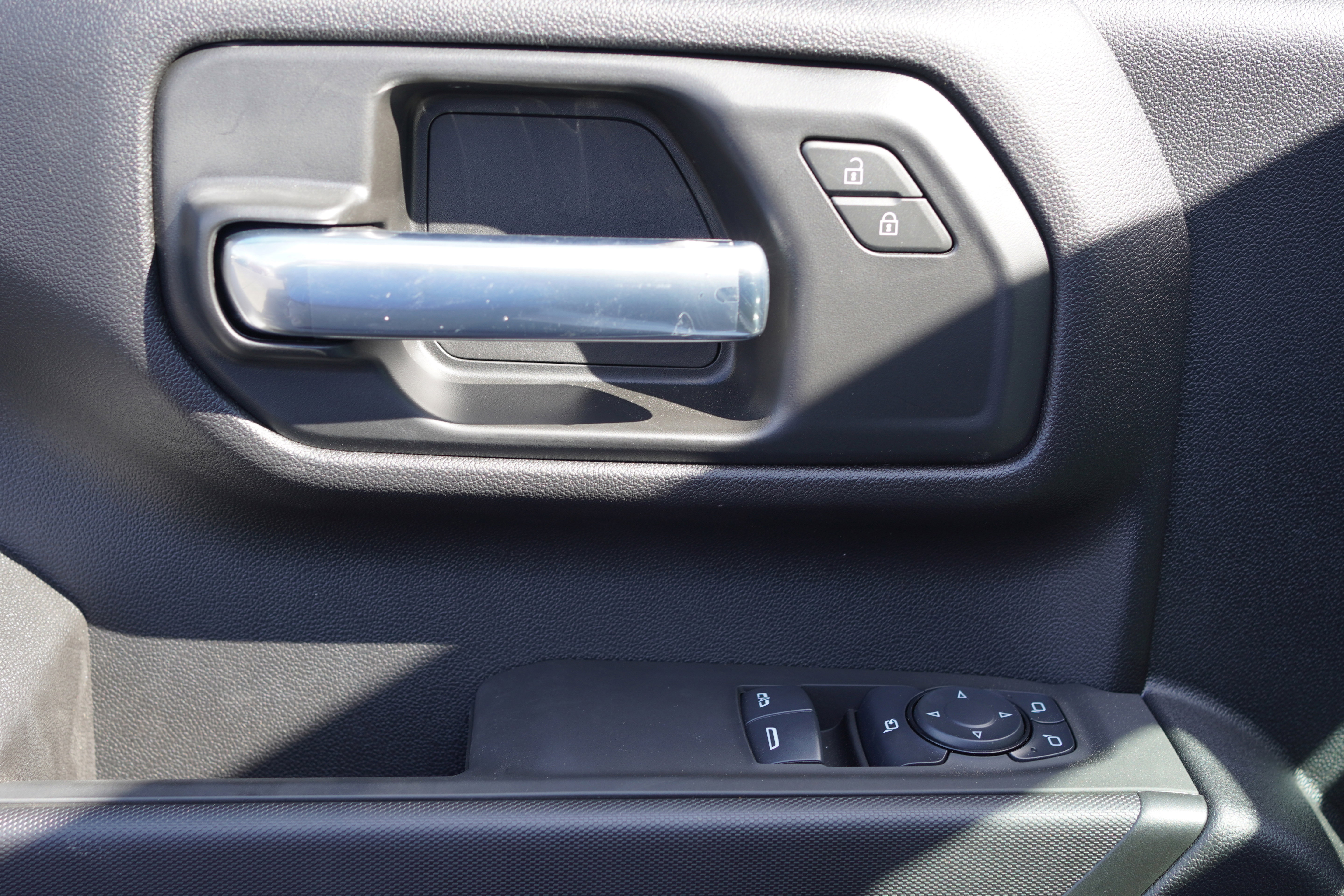 New 2025 GMC Sierra 3500 Pro w/ Convenience Package image 15