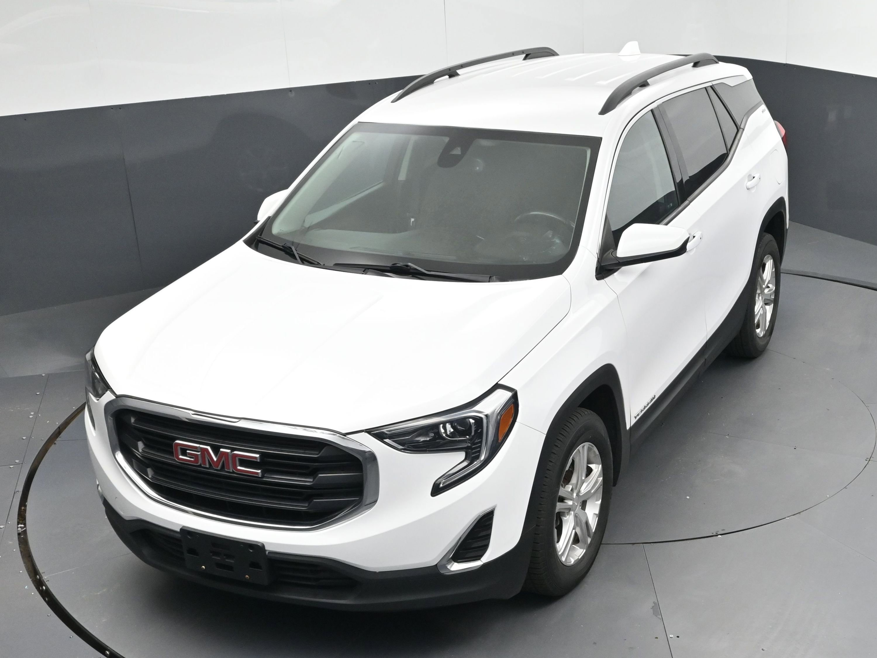 Used 2020 GMC Terrain SLE w/ Driver Convenience Package image 31