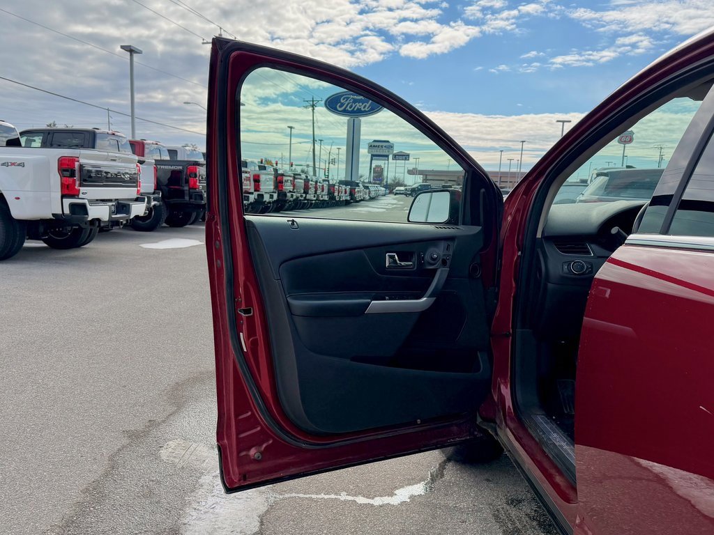 Used 2014 Ford Edge Limited w/ Driver Entry Package image 11