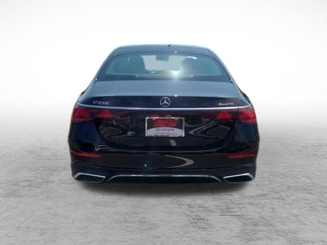 Used 2026 Mercedes-Benz E 350 4MATIC Sedan image 6