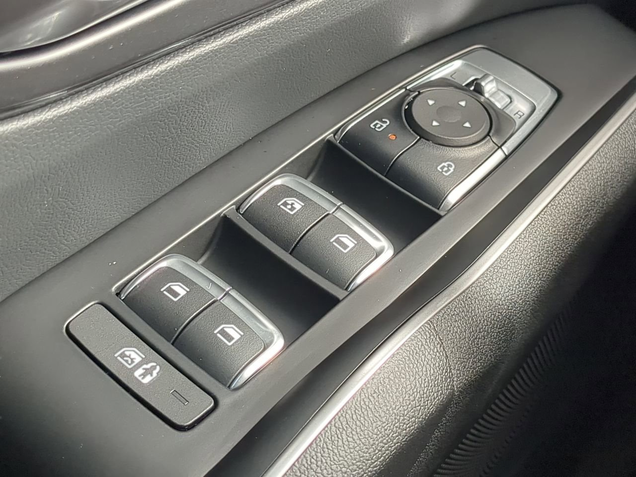 New 2026 Kia Sorento EX AWD/4WD image 23