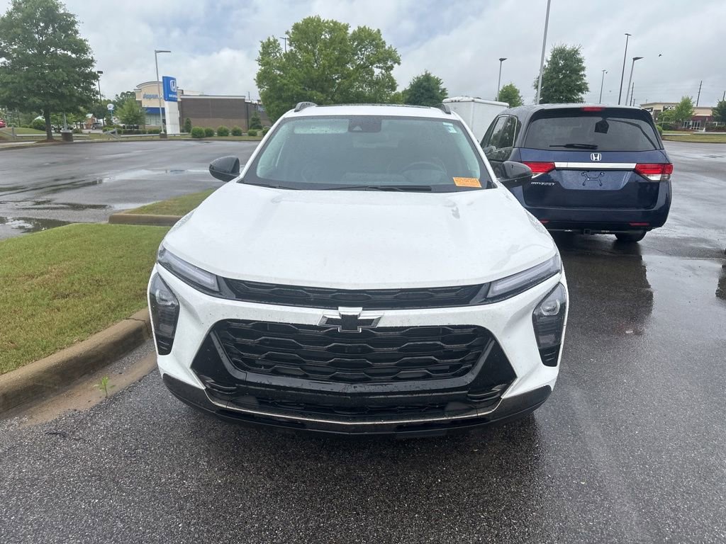 Used 2024 Chevrolet Trax ACTIV w/ Sunroof Package FWD image 10