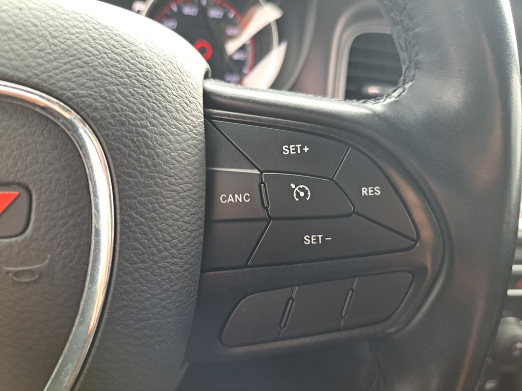 Used 2020 Dodge Charger SXT RWD image 19
