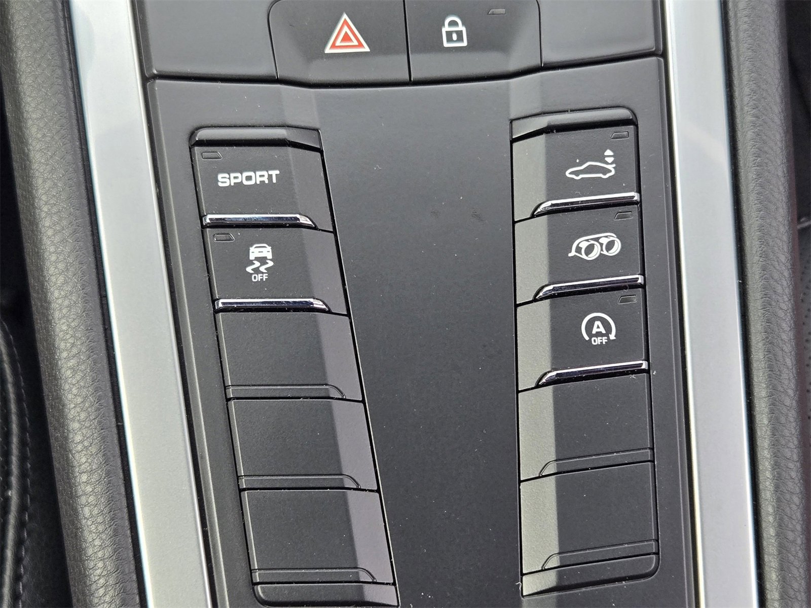 Used 2025 Porsche 718 Cayman image 19