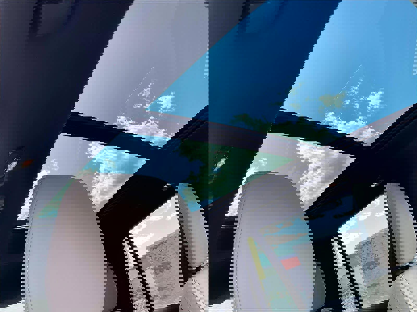 New 2026 Volvo XC90 T8 Plus w/ Protection Package Premier image 30