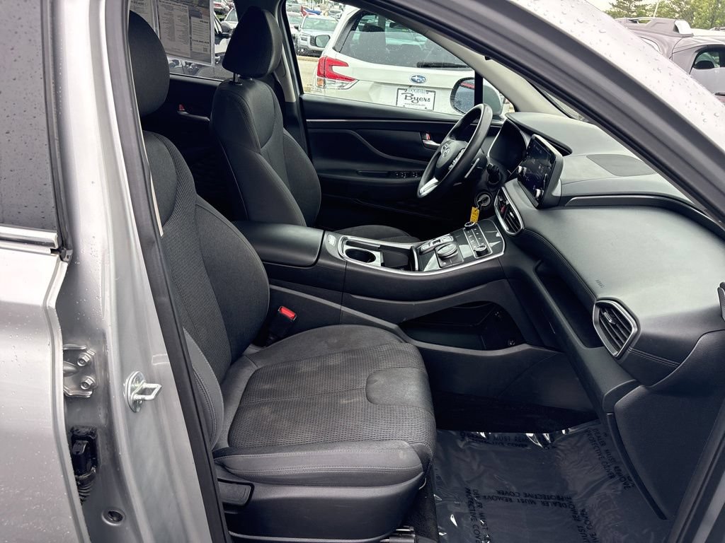 Used 2021 Hyundai Santa Fe SE FWD image 10