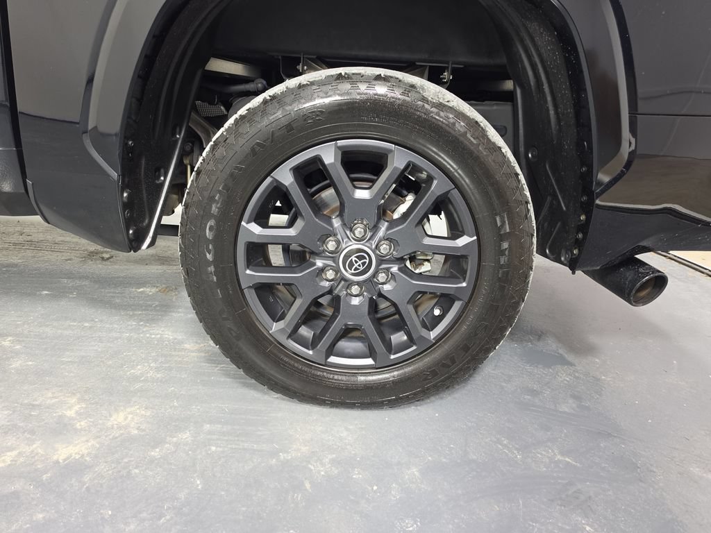 Used 2023 Toyota Tundra Platinum RWD image 33