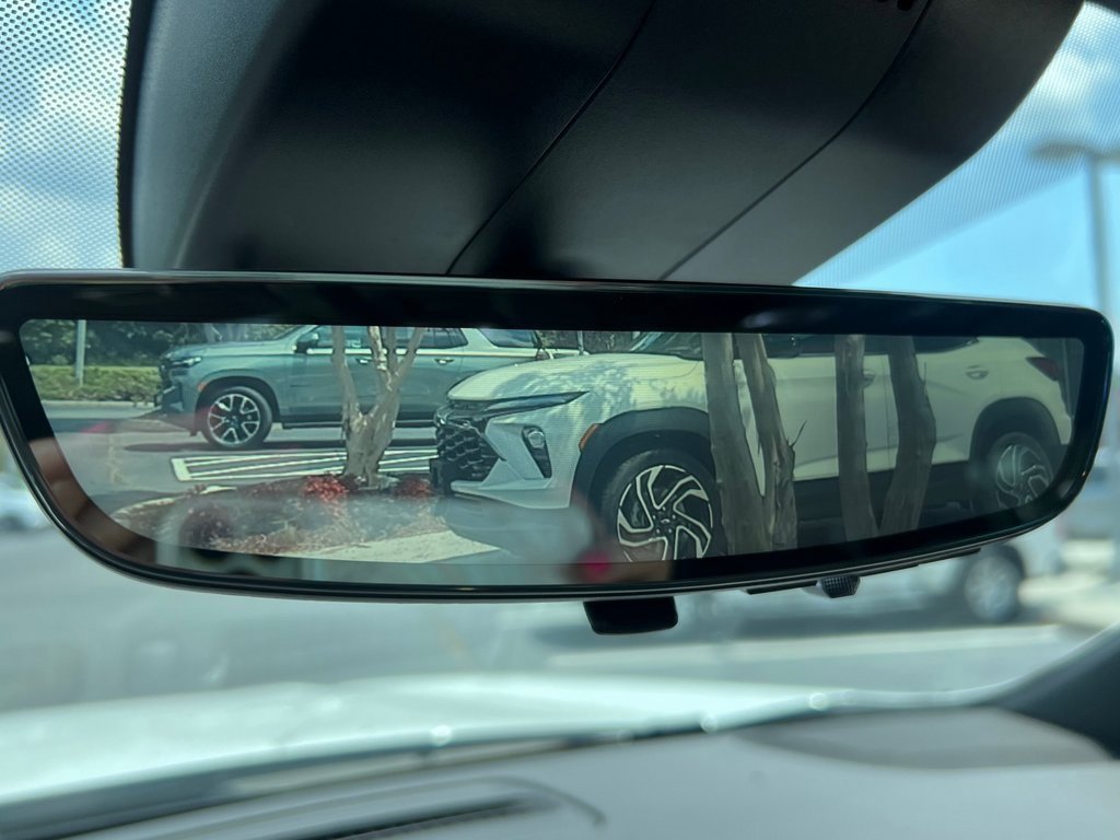 Used 2024 Chevrolet Tahoe High Country w/ Premium Package image 14