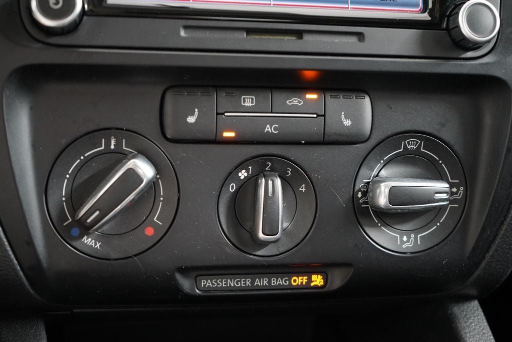 Used 2012 Volkswagen Jetta SE FWD image 25