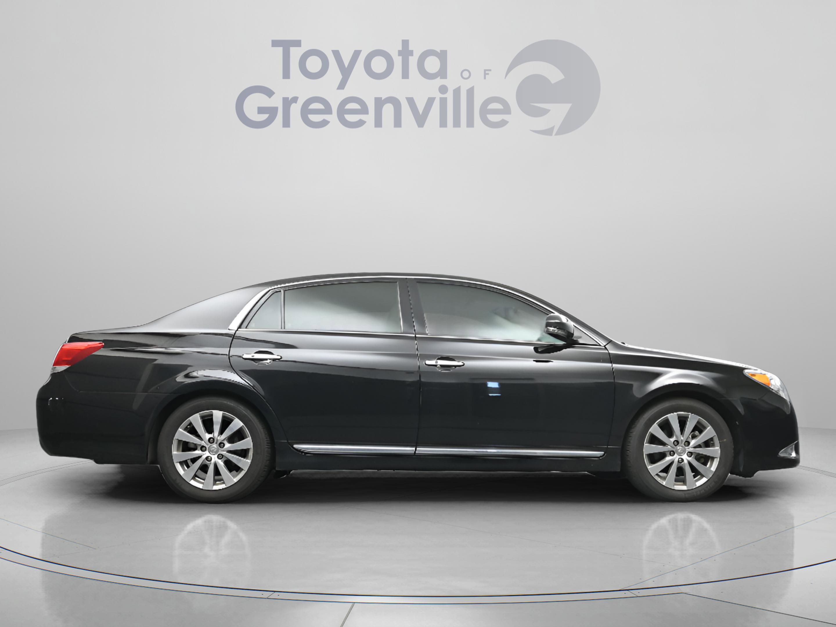 Used 2011 Toyota Avalon Limited FWD image 12