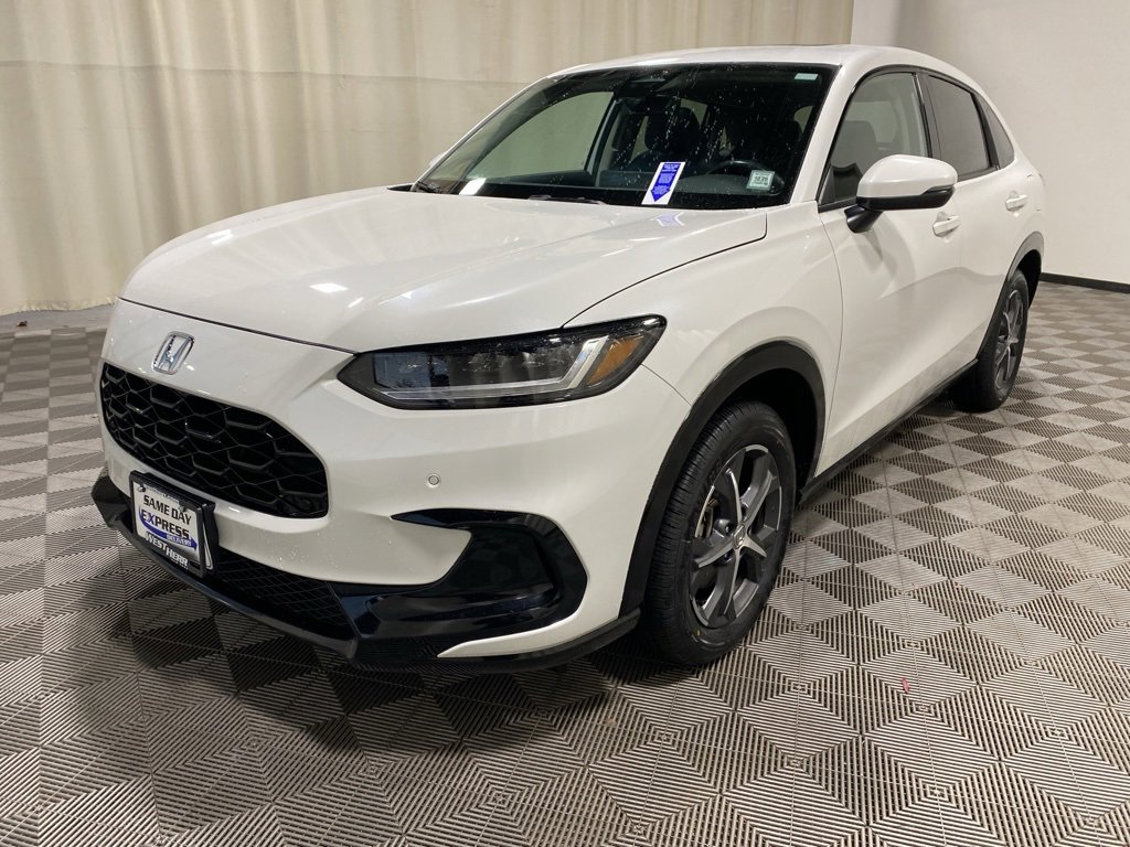 Used 2023 Honda HR-V EX-L image 3