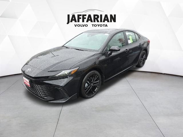 New 2026 Toyota Camry SE image 6