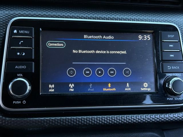 Used 2020 Nissan Kicks S image 25