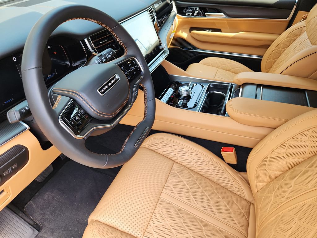 New 2026 Jeep Grand Wagoneer L Summit AWD/4WD image 7
