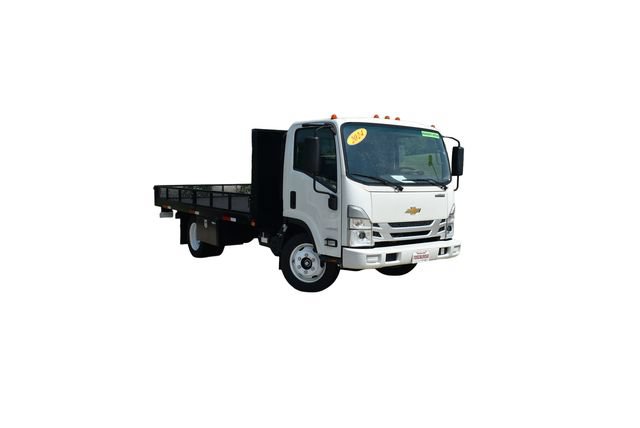 Used 2024 Chevrolet Low Cab Forward RWD image 2