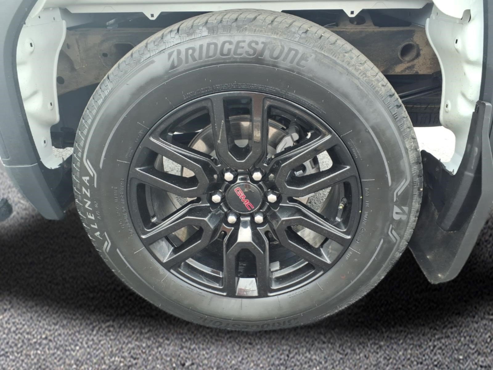 Used 2025 GMC Sierra 1500 Elevation AWD/4WD image 9
