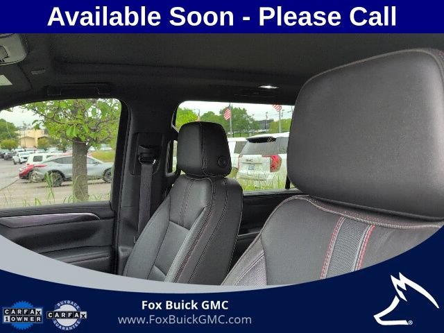 Used 2023 Chevrolet Suburban RST w/ Sport Performance Package AWD/4WD image 10