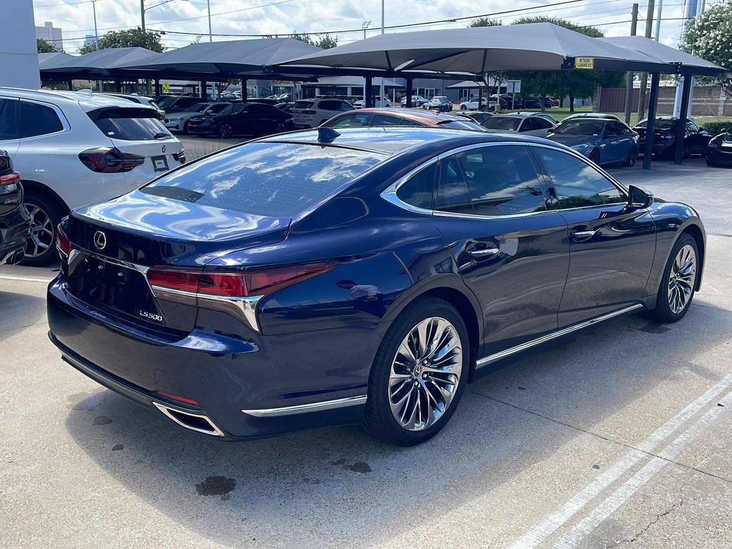 Used 2020 Lexus LS 500 w/ Interior Upgrade Package RWD image 3