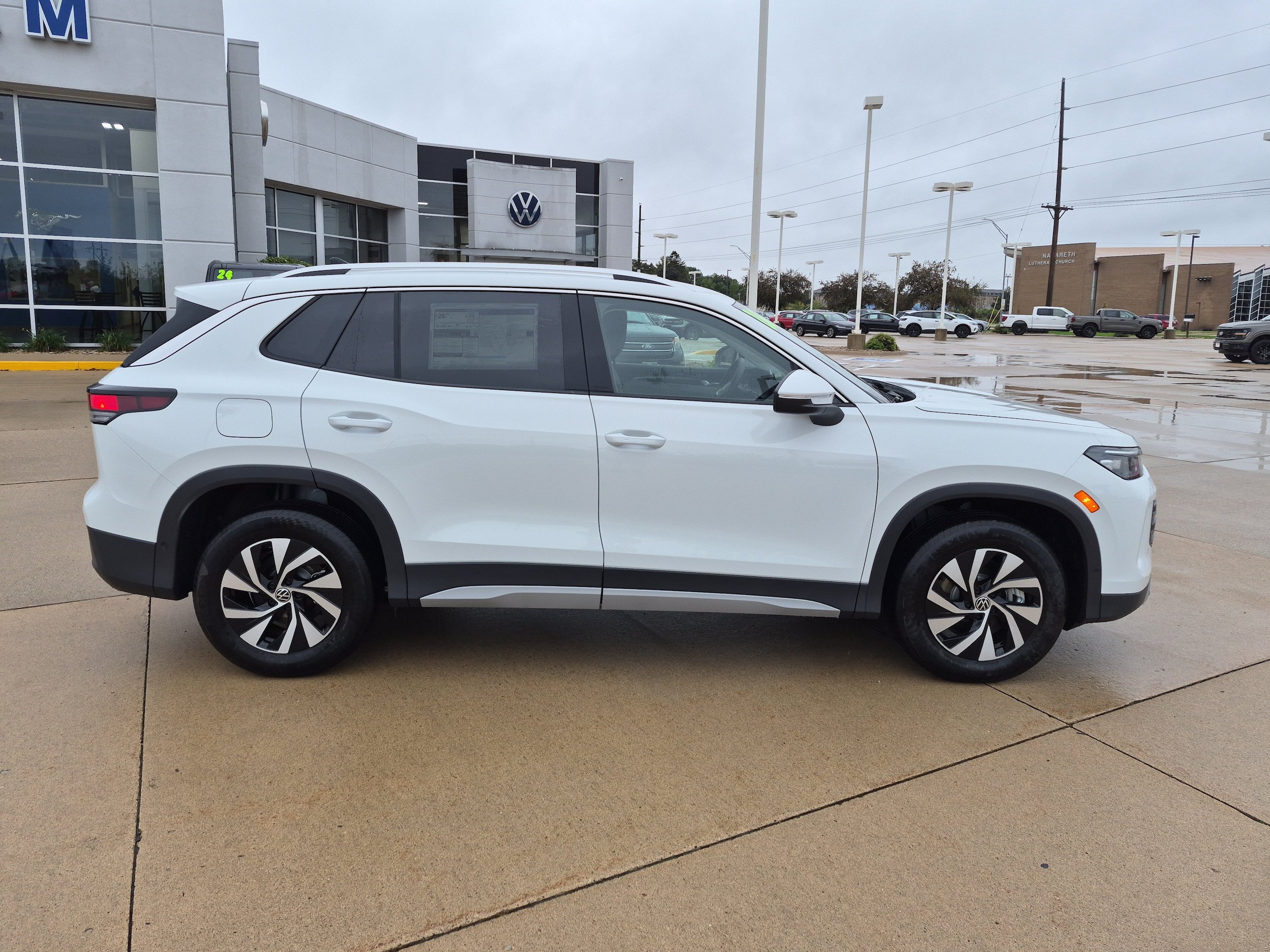 New 2026 Volkswagen Tiguan S AWD/4WD image 3