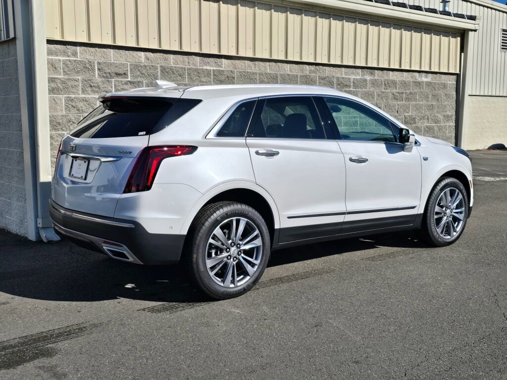 New 2025 Cadillac XT5 Premium Luxury w/ Technology Package image 8