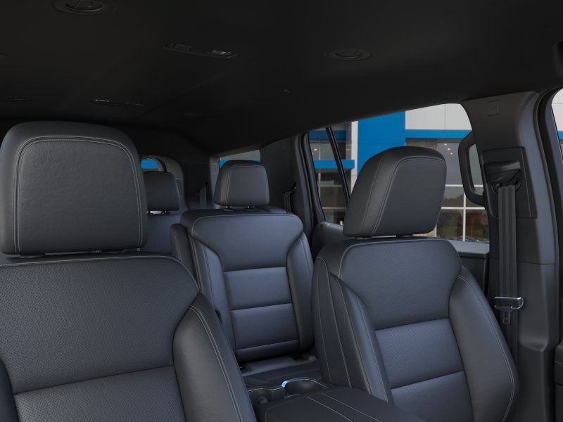 New 2027 Chevrolet Traverse LT w/ Midnight/Sport Edition FWD image 24