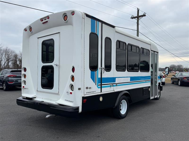 Used 2014 Ford E-450 and Econoline 450 Super Duty w/ Shuttle Bus Prep Package RWD image 6