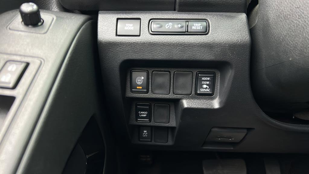 Used 2022 Nissan Frontier Pro-X w/ Pro-X Premium Package RWD image 28