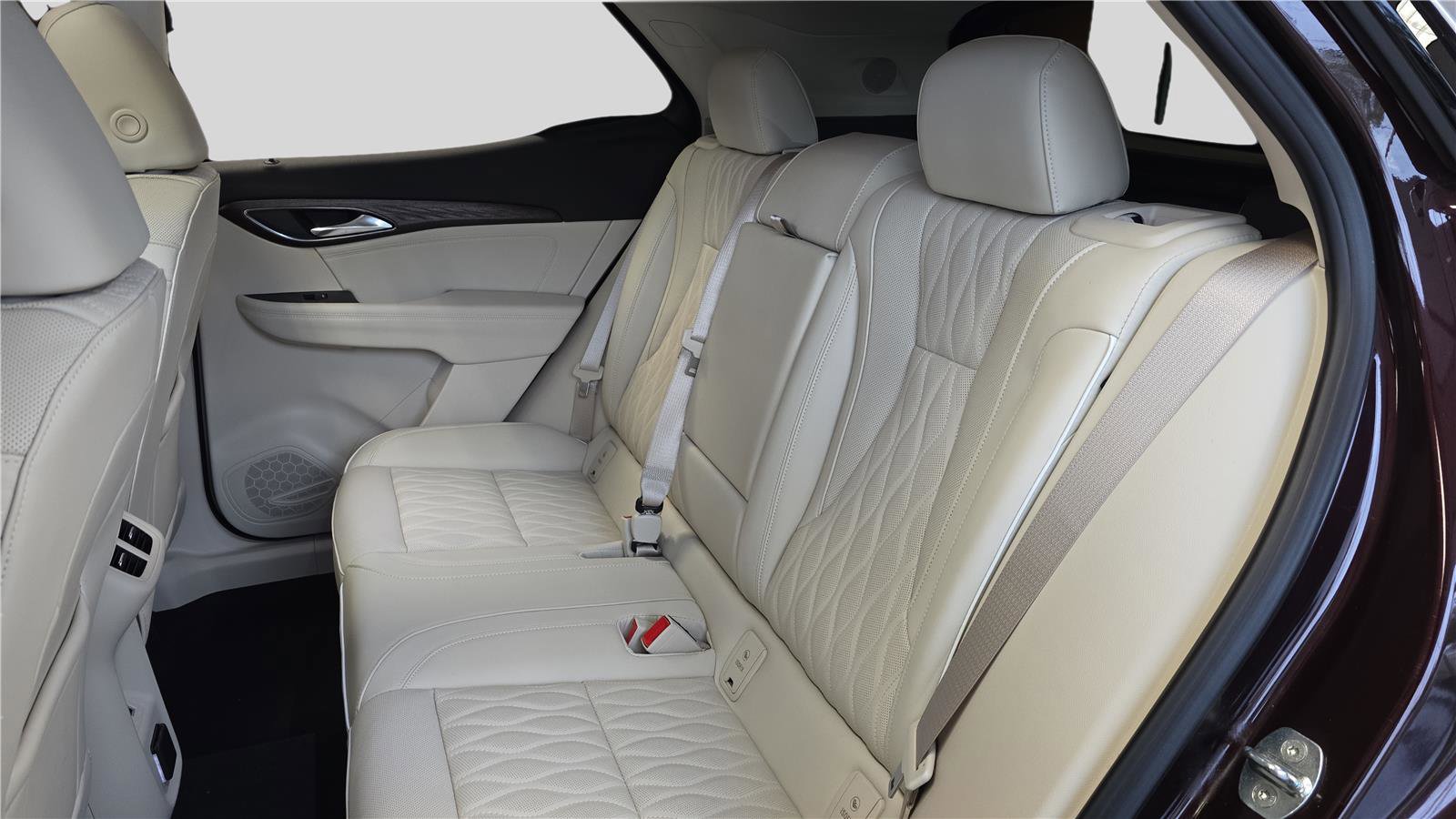 Used 2023 Buick Envision Avenir AWD/4WD image 18