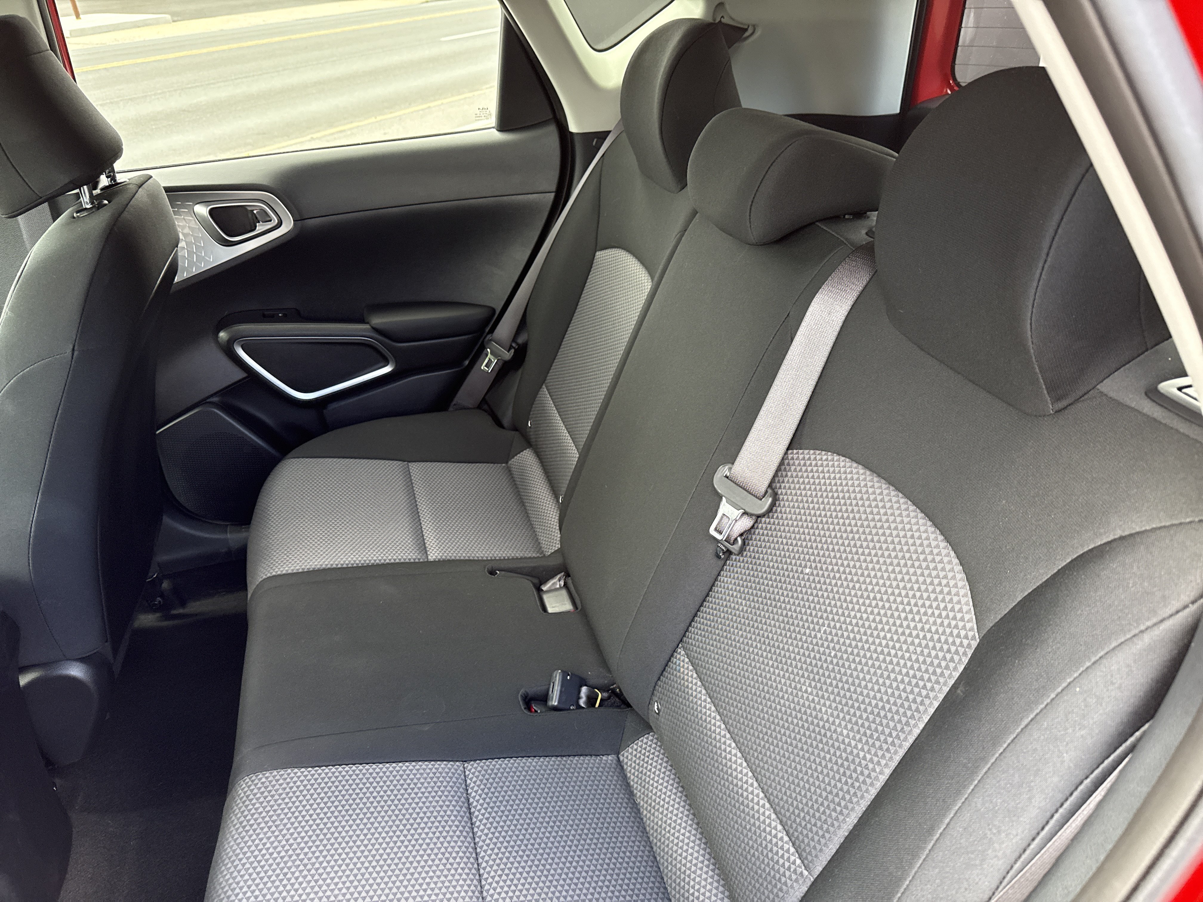 Certified 2025 Kia Soul LX w/ LX Technology Package FWD image 13