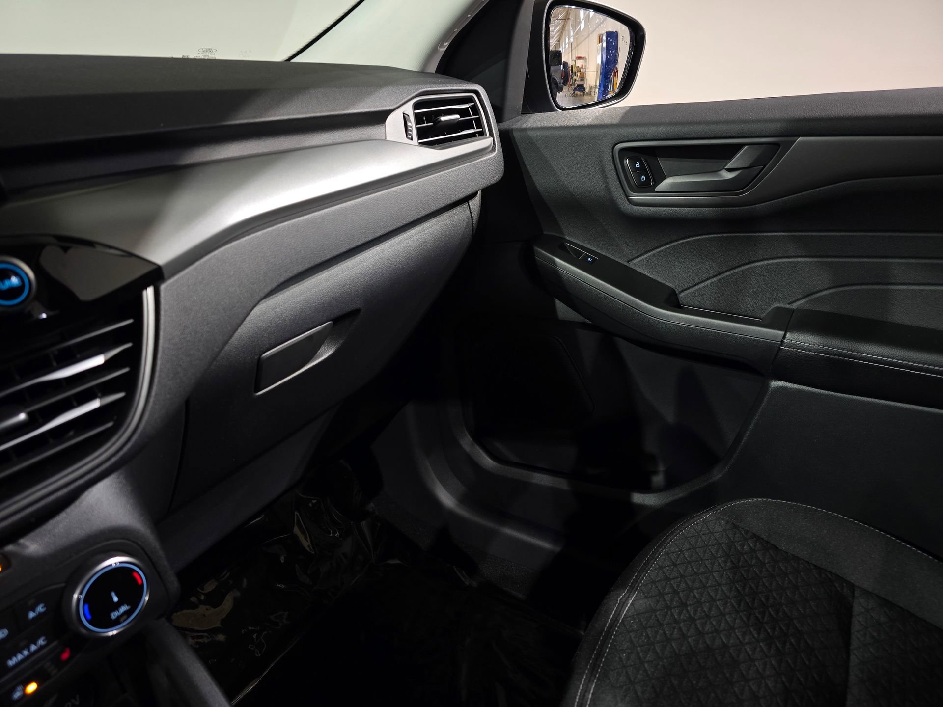 New 2026 Ford Escape Active image 30