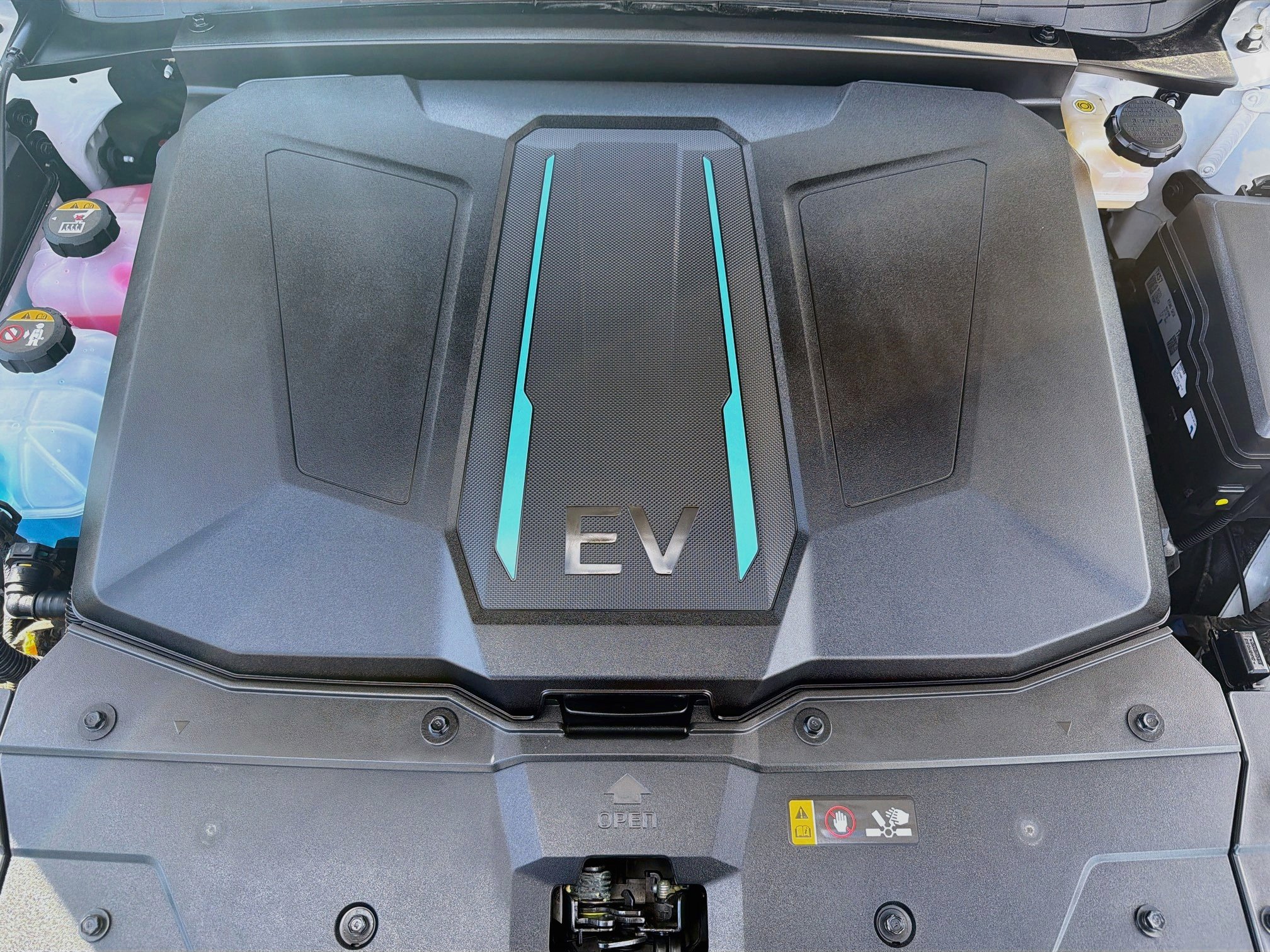 Used 2024 Hyundai Ioniq 5 SE AWD/4WD image 32