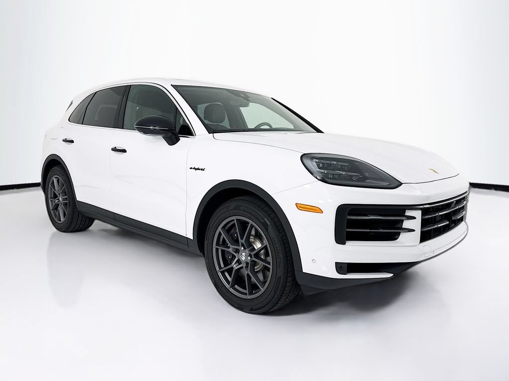 Certified 2025 Porsche Cayenne E-Hybrid AWD/4WD image 7