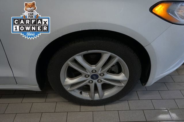 Used 2018 Ford Fusion S image 16