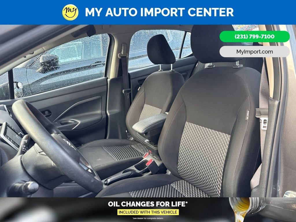 Used 2023 Nissan Versa S w/ Trunk Package FWD image 11