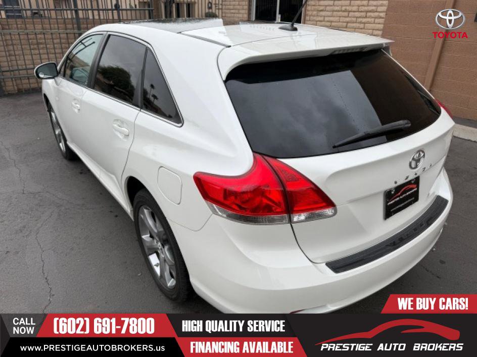 Used 2011 Toyota Venza Limited w/ Leather Pkg FWD image 15