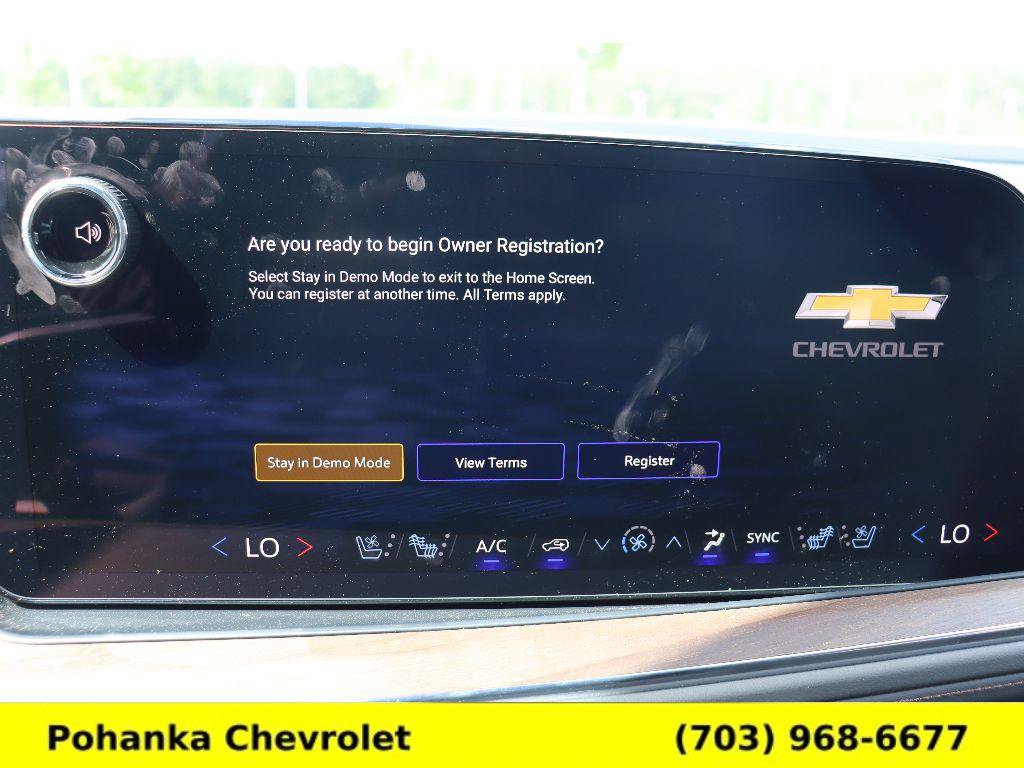 New 2026 Chevrolet Suburban High Country AWD/4WD image 15