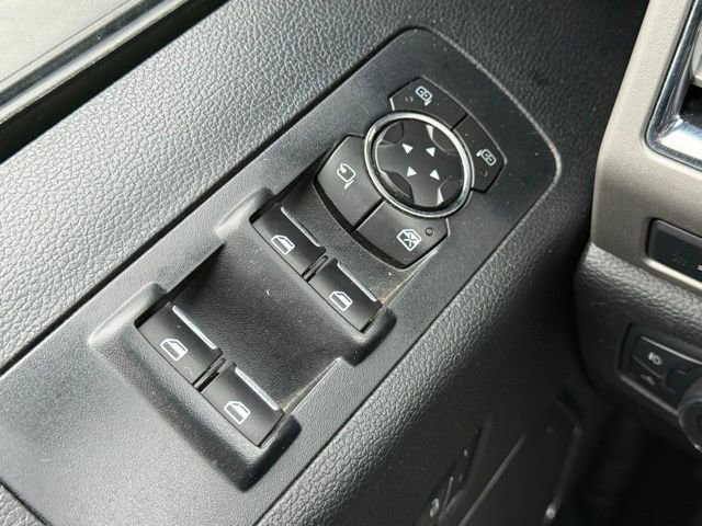 Used 2015 Ford F150 Lariat w/ Equipment Group 502A Luxury AWD/4WD image 18